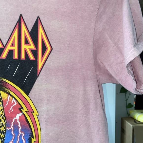 Def Leppard  High ‘N Dry Sz Large Excellent Used Condition, Laundered T Shirt - Picture 7 of 9